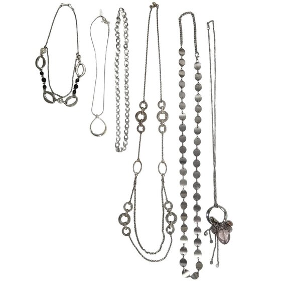 Shiny Necklace Bundle Silver Tone Circles & Ovals 5 1/2 Pieces Choker to Rope - Picture 2 of 12